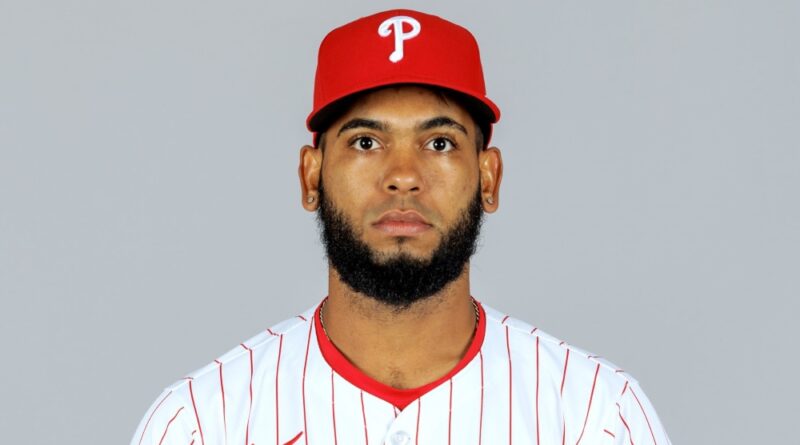 Seranthony Dominguez